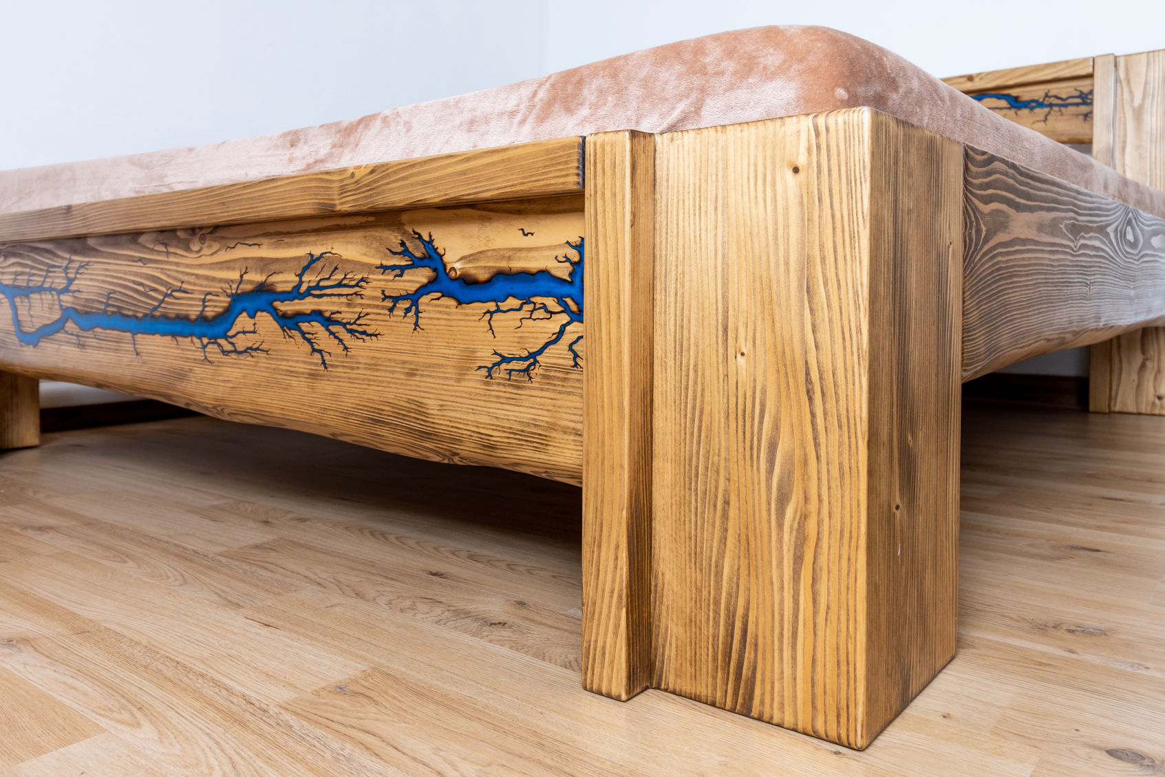 Petr Veverka - design-woods.cz